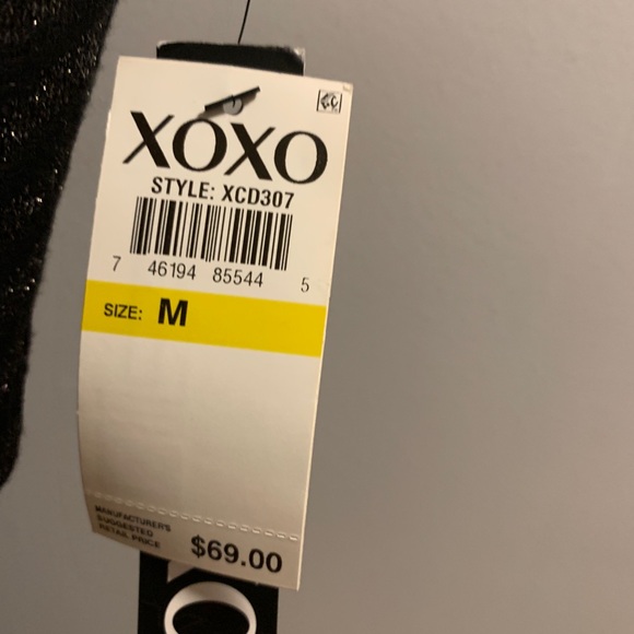 Beautiful Dress - Picture 3 of 3